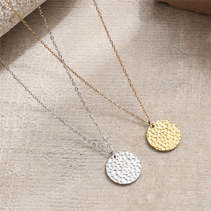 High-End Round Hammered Pendant Necklace, Vintage Style